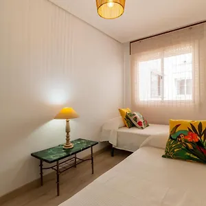 America 21 - Town Center Apartamento